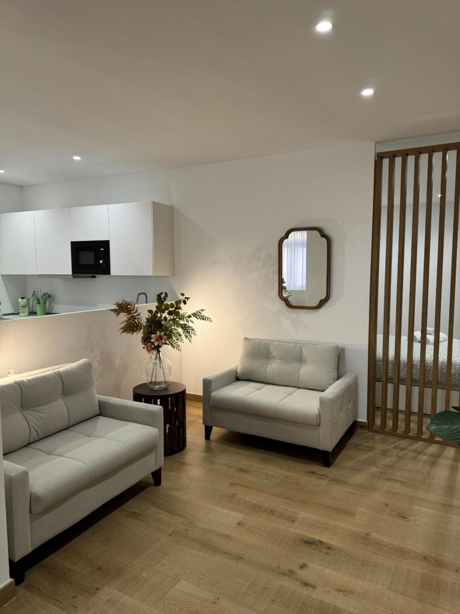 Alderete Suites Málaga Eksteriør billede